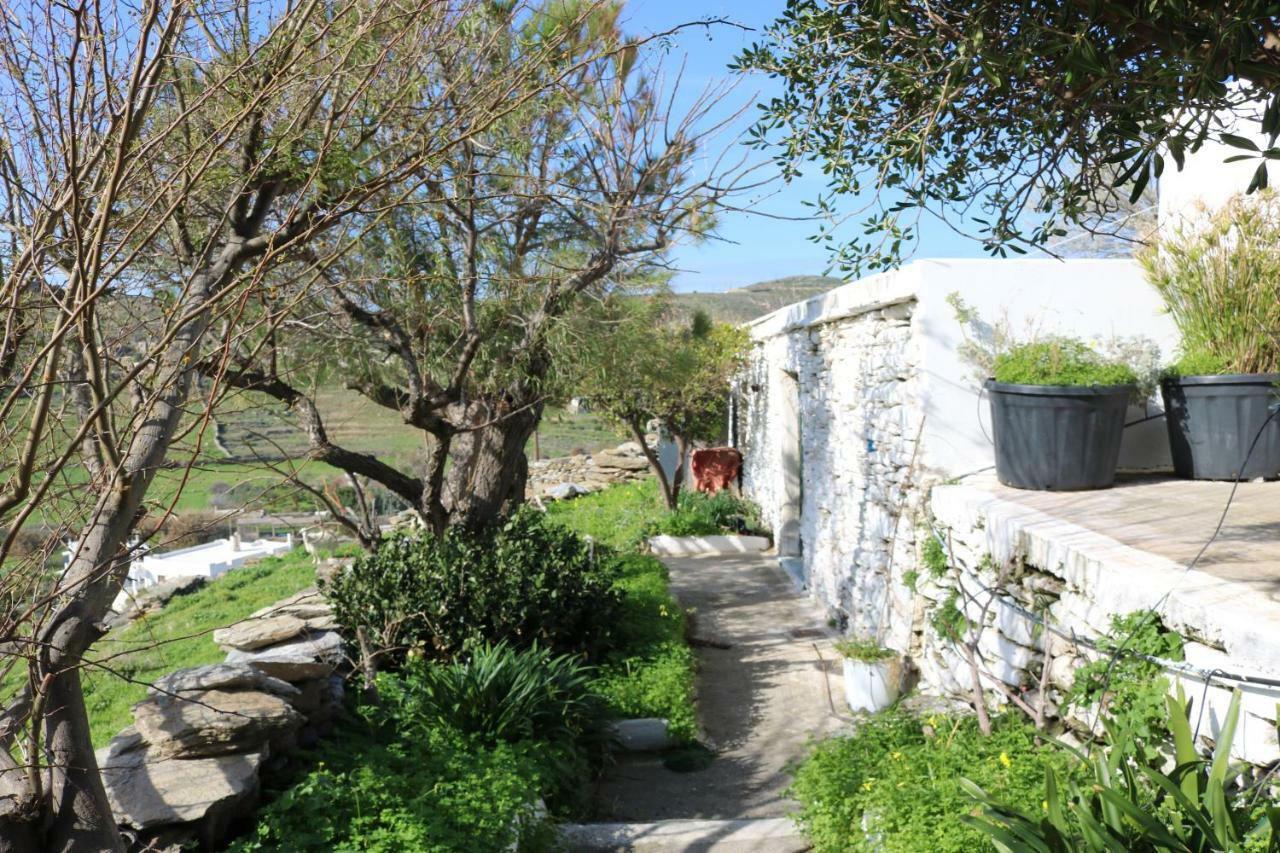 Avgoustis' Stone House Villa Otziás Buitenkant foto