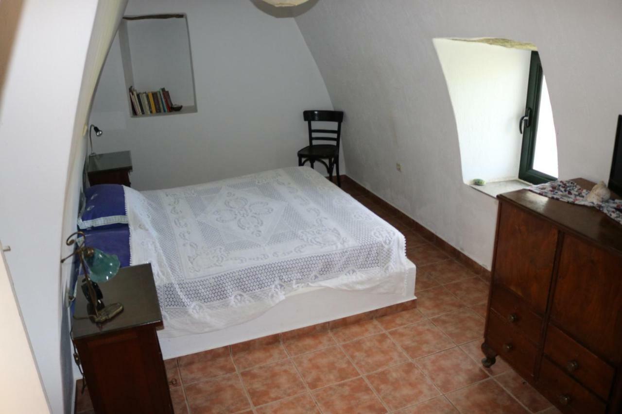 Avgoustis' Stone House Villa Otziás Buitenkant foto